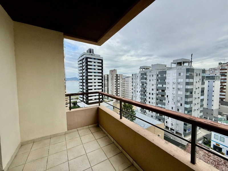 Apartamento na Agronômica com 5 dormitórios 2 suítes e 2 vagas -264 m²: 32ª foto da galeria de imagens do imóvel