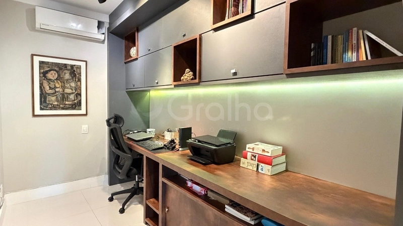 Apartamento na Agronômica a venda com 3 suítes e 2 vagas  168 m²: 14ª foto da galeria de imagens do imóvel