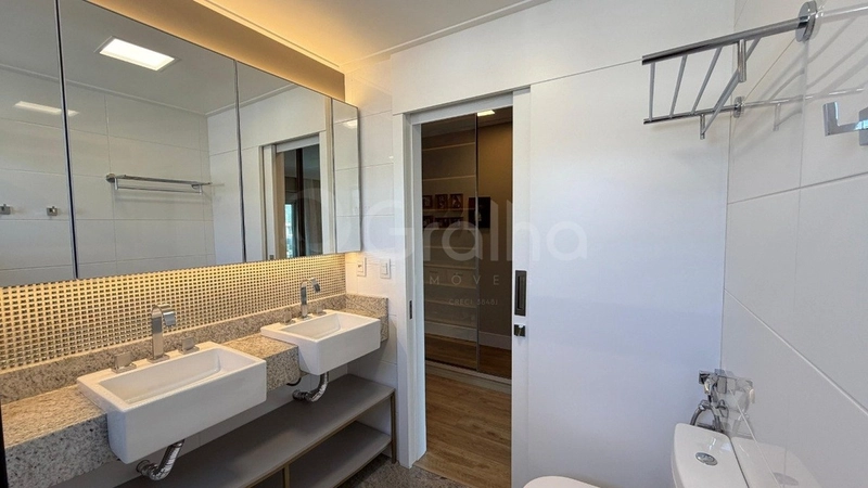 Apartamento na Agronômica a venda com 3 suítes e 2 vagas  168 m²: 18ª foto da galeria de imagens do imóvel