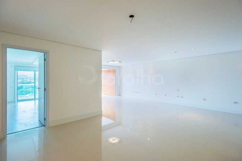 Apartamento na Agronômica a venda com 3 suítes e 2 vagas  165,75 m²: 3ª foto da galeria de imagens do imóvel