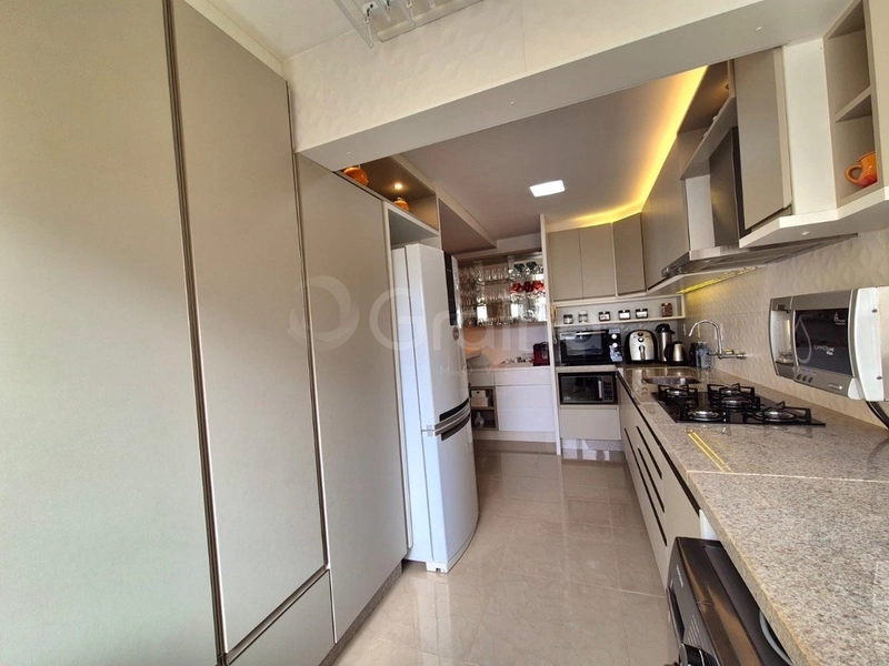 Apartamento  em Coqueiros com 2 dormitórios, sendo 1 suíte e 1 vaga: 13ª foto da galeria de imagens do imóvel