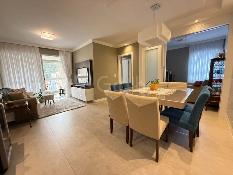 Apartamento no Córrego Grande   com 4 dormitórios 1 suíte e 3 vagas: 1ª foto da galeria de imagens do imóvel