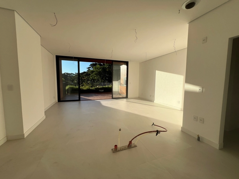 Apartamento  com 2 suítes  e 2 vagas em Cacupé com de 129 m²: 10ª foto da galeria de imagens do imóvel