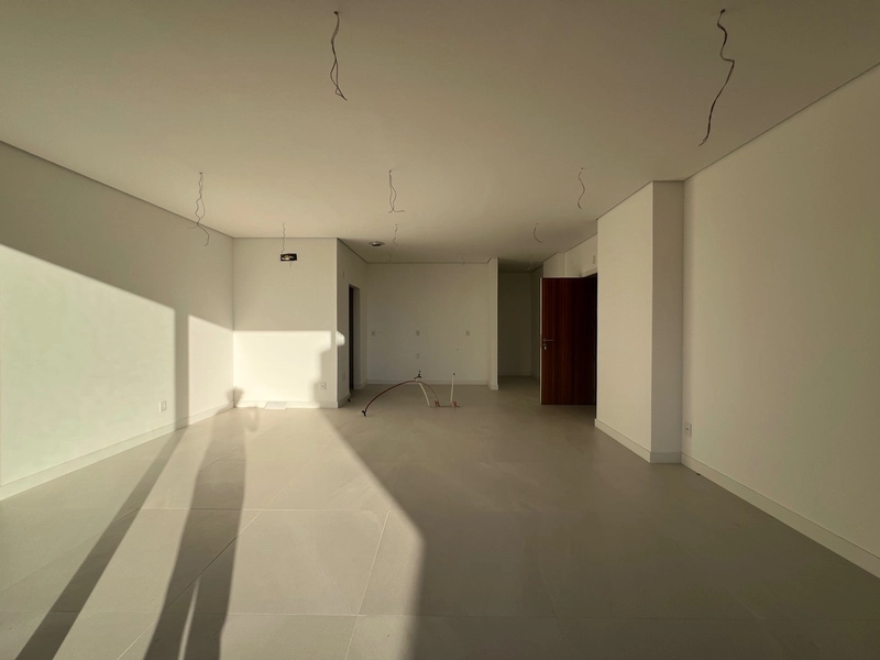 Apartamento  com 2 suítes  e 2 vagas em Cacupé com de 129 m²: 4ª foto da galeria de imagens do imóvel