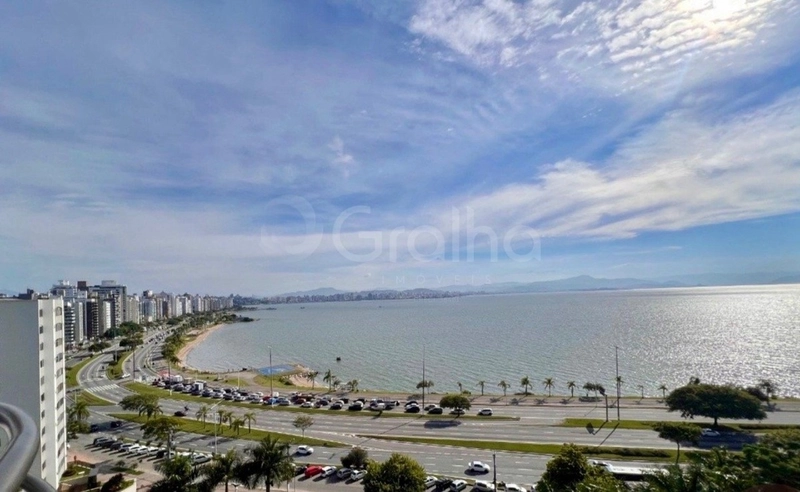 Apartamento na Beira Mar com 4 dormitórios 2 suítes e 2 vagas -231 m²: 6ª foto da galeria de imagens do imóvel