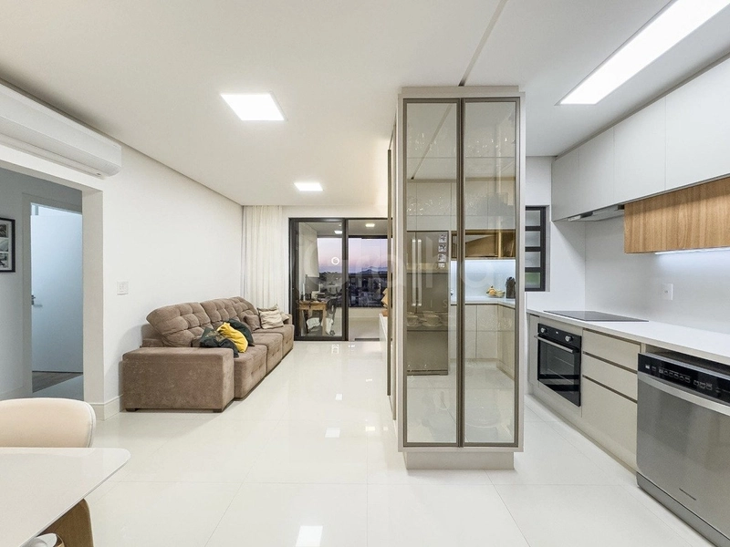 Apartamento a venda no Córrego Grande com 3 dormitórios 1 suíte  2 vgs: 2ª foto da galeria de imagens do imóvel