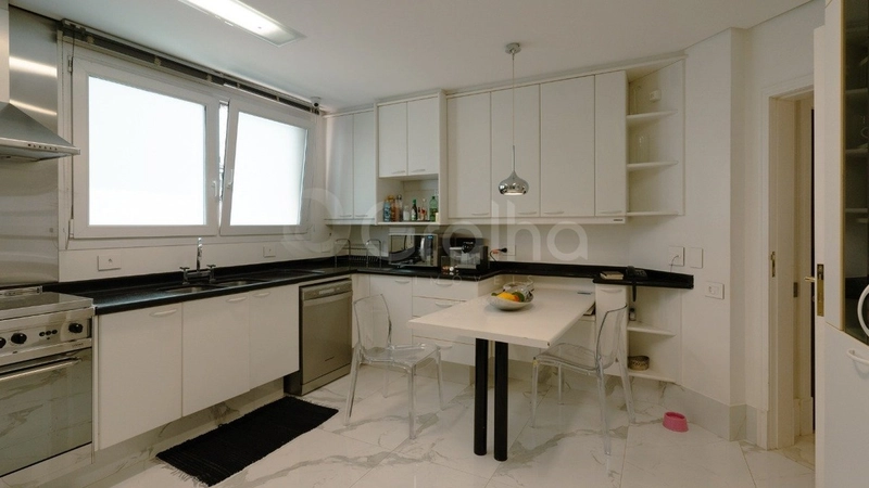 Apartamento na Beira Mar com 3 dormitórios, sendo 3 suítes e 3 vagas: 15ª foto da galeria de imagens do imóvel