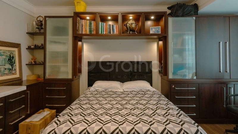 Apartamento na Beira Mar com 3 dormitórios, sendo 3 suítes e 3 vagas: 13ª foto da galeria de imagens do imóvel
