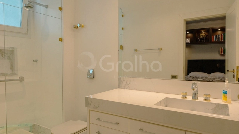 Apartamento na Beira Mar com 3 dormitórios, sendo 3 suítes e 3 vagas: 19ª foto da galeria de imagens do imóvel