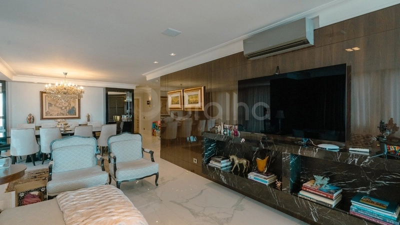 Apartamento na Beira Mar com 3 dormitórios, sendo 3 suítes e 3 vagas: 8ª foto da galeria de imagens do imóvel