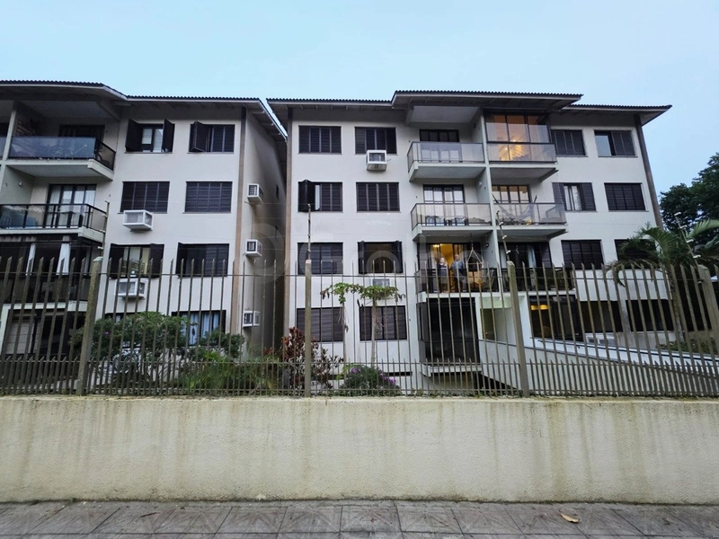 Apartamento a venda em Coqueiros com 3 dormitórios 1 suíte e 1 vagas: 21ª foto da galeria de imagens do imóvel