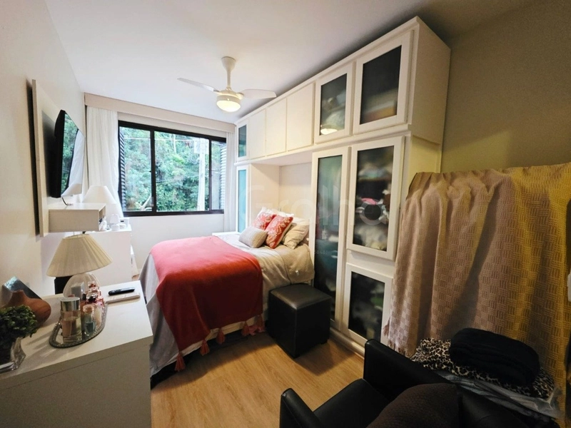 Apartamento a venda em Coqueiros com 3 dormitórios 1 suíte e 1 vagas: 5ª foto da galeria de imagens do imóvel