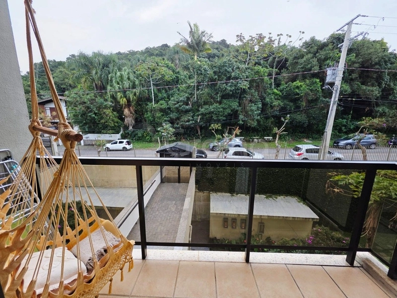Apartamento a venda em Coqueiros com 3 dormitórios 1 suíte e 1 vagas: 7ª foto da galeria de imagens do imóvel