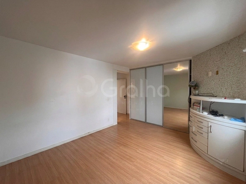 Apartamento na Agronômica com 3 dormitórios, sendo 1 suíte e 1 vaga: 13ª foto da galeria de imagens do imóvel
