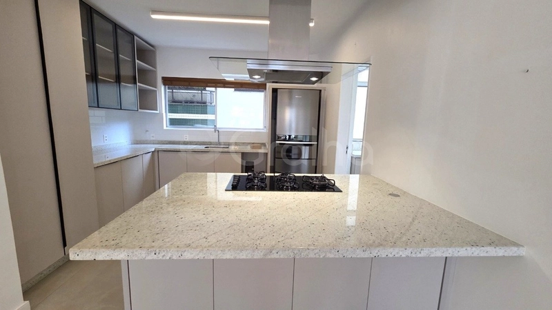 Apartamento na Agronômica com 2 dormitórios, sendo 1 suíte e 1 vaga: 9ª foto da galeria de imagens do imóvel