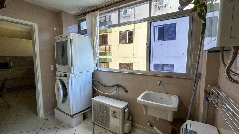 Apartamento na Agronômica com 3 dormitórios, sendo 1 suíte e 1 vaga: 12ª foto da galeria de imagens do imóvel