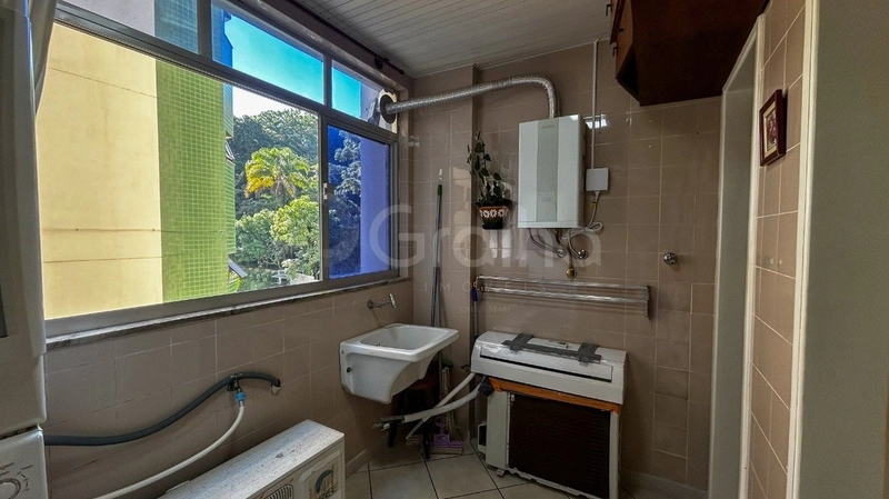 Apartamento na Agronômica com 3 dormitórios, sendo 1 suíte e 1 vaga: 11ª foto da galeria de imagens do imóvel