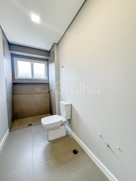 Cobertura Duplex de 238m² com 3 quartos sendo 2 suítes na Agronômica: 33ª foto da galeria de imagens do imóvel