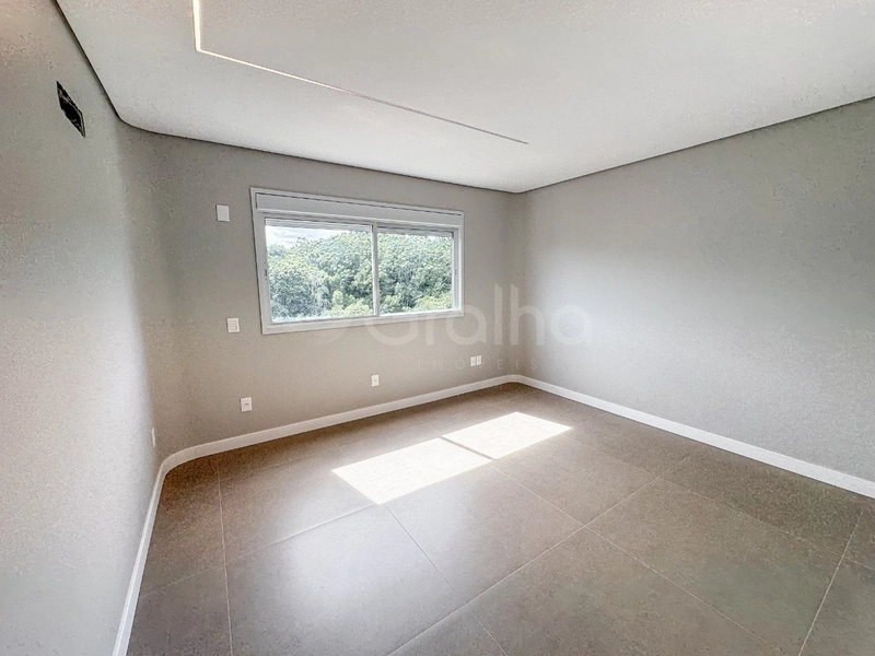 Cobertura Duplex de 238m² com 3 quartos sendo 2 suítes na Agronômica: 23ª foto da galeria de imagens do imóvel