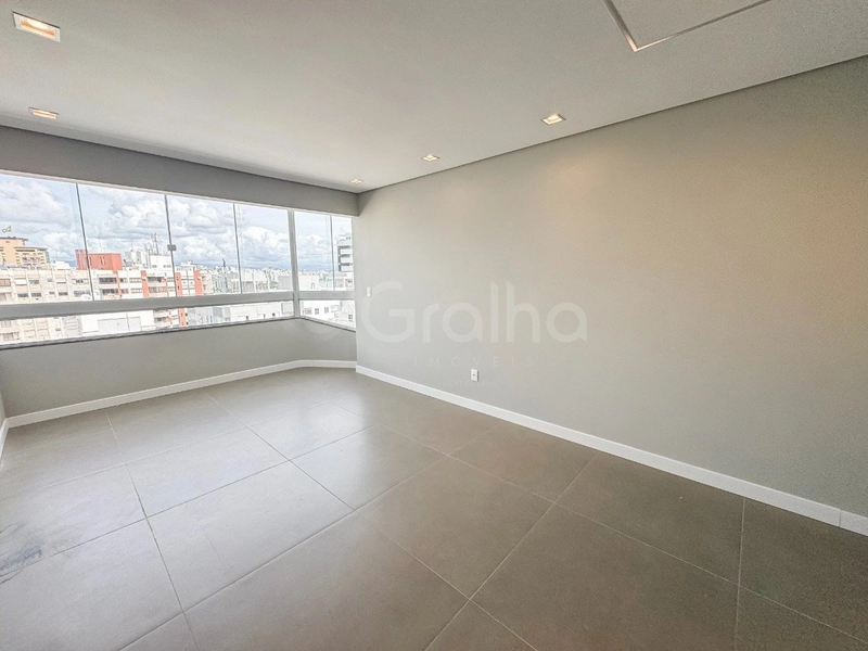 Cobertura Duplex de 238m² com 3 quartos sendo 2 suítes na Agronômica: 18ª foto da galeria de imagens do imóvel