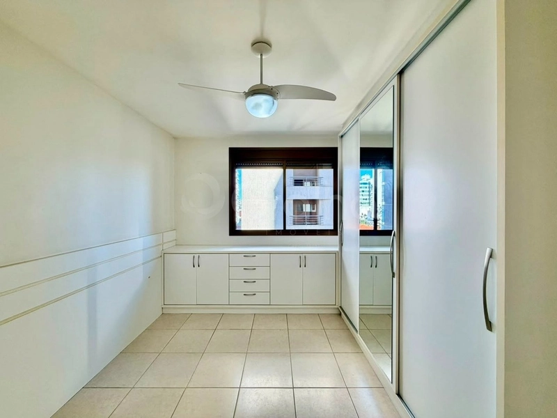 Apartamento no Centro a venda com 4 dormitórios 2 suítes e 2 vagas: 16ª foto da galeria de imagens do imóvel