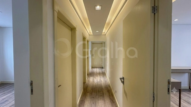 Apartamento na Agronômica com 3 dormitórios, sendo 1 suíte e 2 vagas.: 10ª foto da galeria de imagens do imóvel