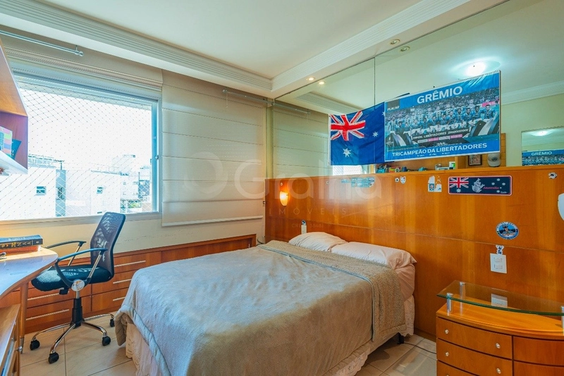 Apartamento na Beira Mar com 4 dormitórios 2 suítes e 2 vagas -250 m²: 24ª foto da galeria de imagens do imóvel