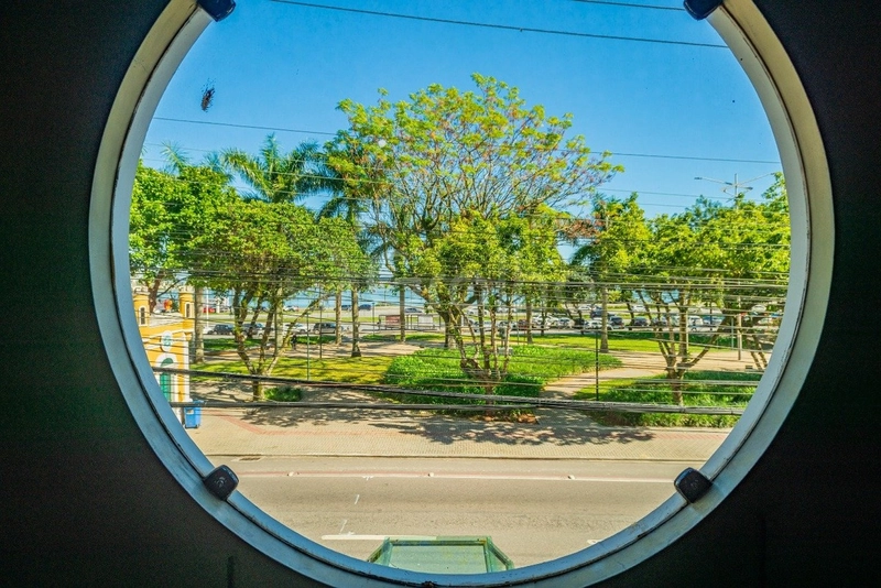 Apartamento na Beira Mar com 4 dormitórios 2 suítes e 2 vagas -250 m²: 37ª foto da galeria de imagens do imóvel