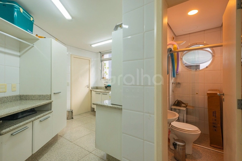 Apartamento na Beira Mar com 4 dormitórios 2 suítes e 2 vagas -250 m²: 15ª foto da galeria de imagens do imóvel