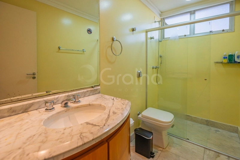 Apartamento na Beira Mar com 4 dormitórios 2 suítes e 2 vagas -250 m²: 22ª foto da galeria de imagens do imóvel