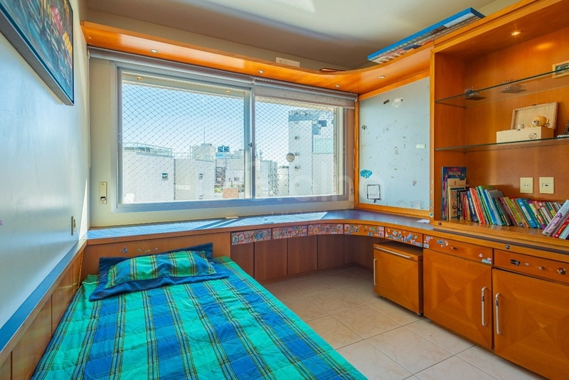 Apartamento na Beira Mar com 4 dormitórios 2 suítes e 2 vagas -250 m²: 29ª foto da galeria de imagens do imóvel