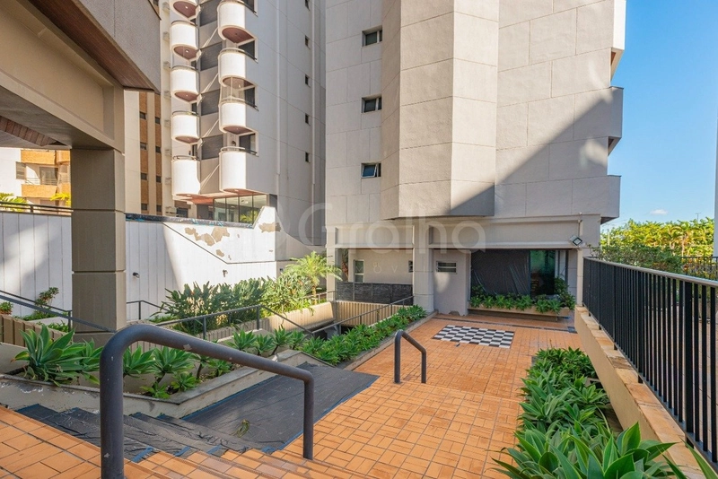 Apartamento na Beira Mar com 4 dormitórios 2 suítes e 2 vagas -250 m²: 34ª foto da galeria de imagens do imóvel
