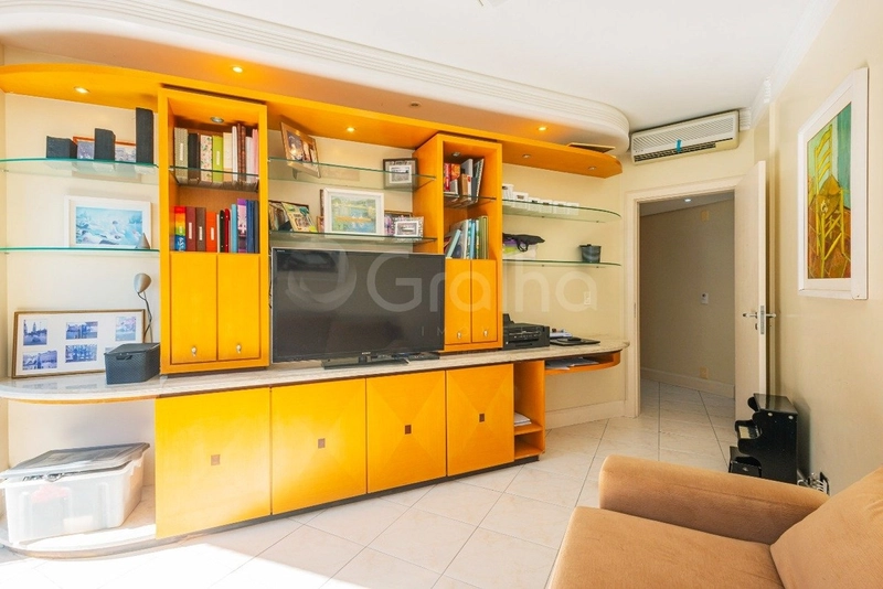 Apartamento na Beira Mar com 4 dormitórios 2 suítes e 2 vagas -250 m²: 31ª foto da galeria de imagens do imóvel