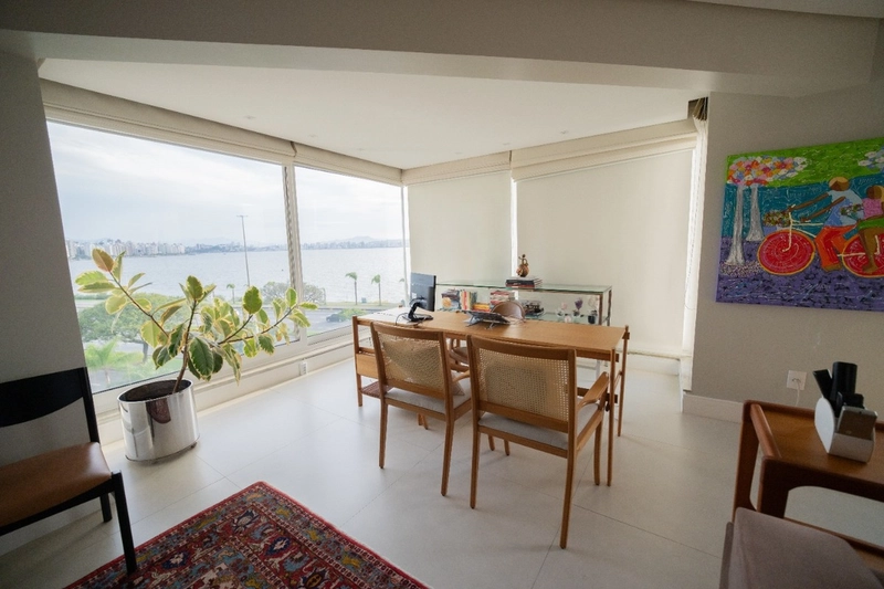 Apartamento na Agronômica com 3 quartos sendo 3 suítes e 3 vagas: 3ª foto da galeria de imagens do imóvel