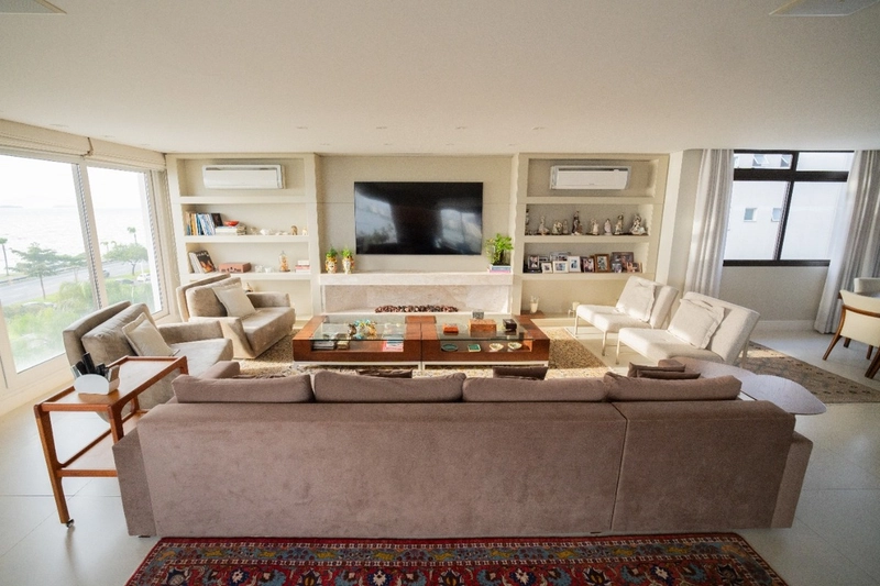 Apartamento na Agronômica com 3 quartos sendo 3 suítes e 3 vagas: 9ª foto da galeria de imagens do imóvel