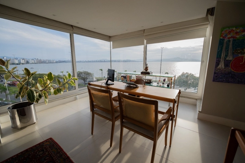 Apartamento na Agronômica com 3 quartos sendo 3 suítes e 3 vagas: 45ª foto da galeria de imagens do imóvel