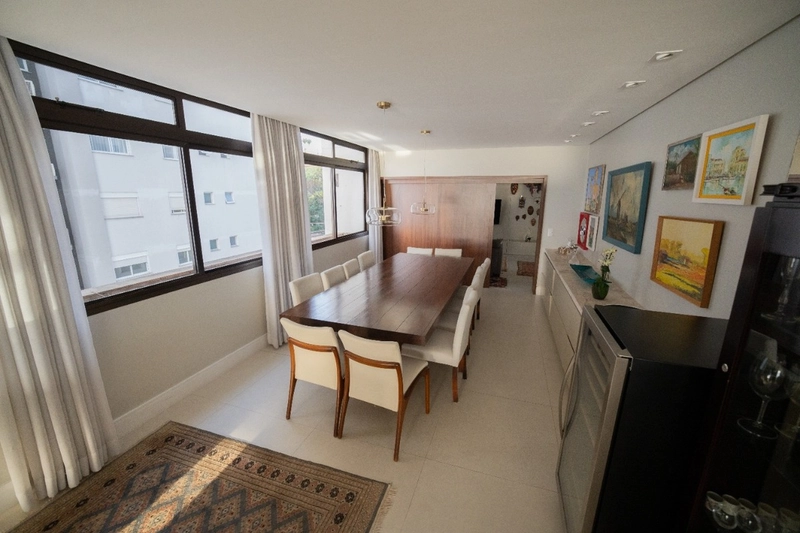 Apartamento na Agronômica com 3 quartos sendo 3 suítes e 3 vagas: 7ª foto da galeria de imagens do imóvel