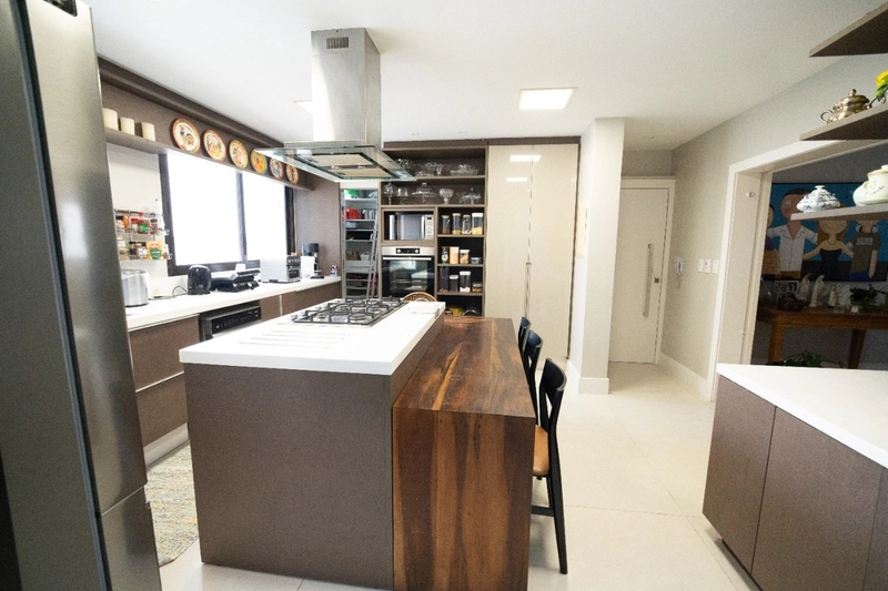 Apartamento na Agronômica com 3 quartos sendo 3 suítes e 3 vagas: 20ª foto da galeria de imagens do imóvel