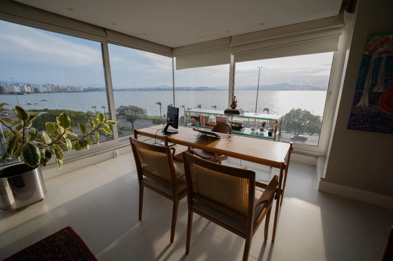 Apartamento na Agronômica com 3 quartos sendo 3 suítes e 3 vagas: 6ª foto da galeria de imagens do imóvel
