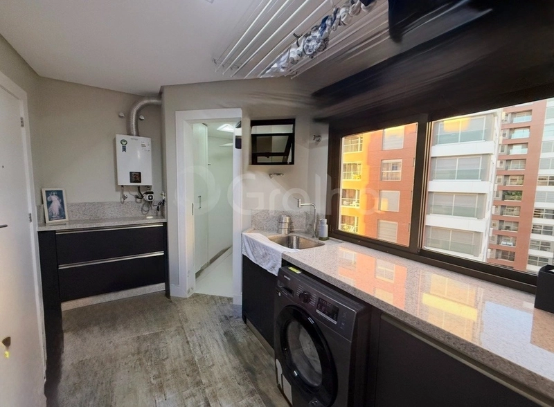 Apartamento na Agronômica Com 4 dormitórios, sendo 4 suíte e 2 vagas: 31ª foto da galeria de imagens do imóvel
