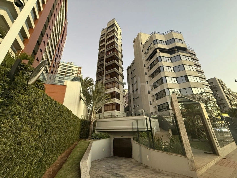 Apartamento na Agronômica Com 4 dormitórios, sendo 4 suíte e 2 vagas: 60ª foto da galeria de imagens do imóvel