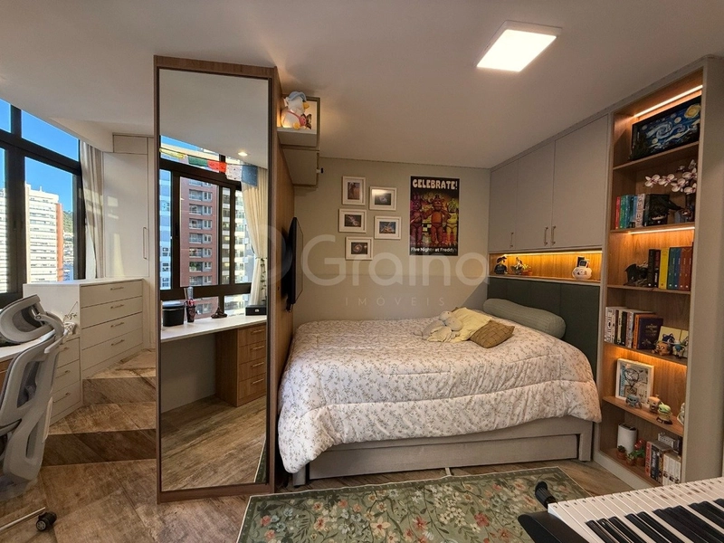 Apartamento na Agronômica Com 4 dormitórios, sendo 4 suíte e 2 vagas: 35ª foto da galeria de imagens do imóvel