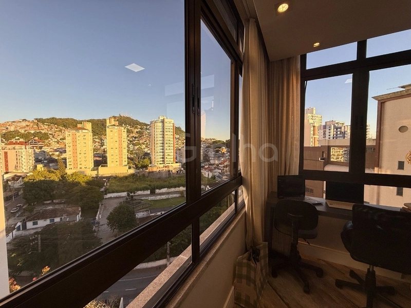 Apartamento na Agronômica Com 4 dormitórios, sendo 4 suíte e 2 vagas: 33ª foto da galeria de imagens do imóvel