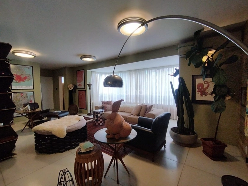 Apartamento a venda no Centro  4 quartos e 1 suíte e 2 vagas: 1ª foto da galeria de imagens do imóvel