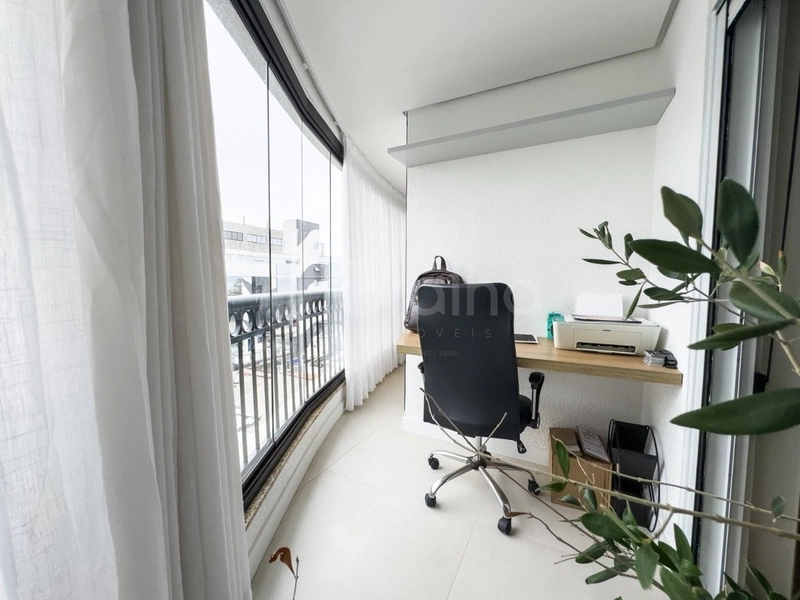 apartamento   em Coqueiros com 2 dormitórios, sendo 1 suíte e 1 vaga: 10ª foto da galeria de imagens do imóvel