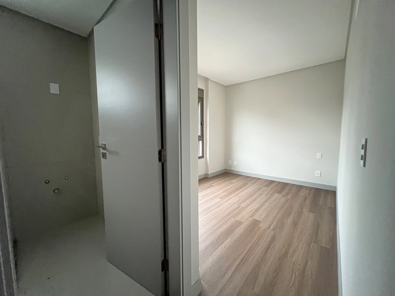 Apartamento a venda no Centro  com 3 suítes e 2 vagas de garagem: 23ª foto da galeria de imagens do imóvel