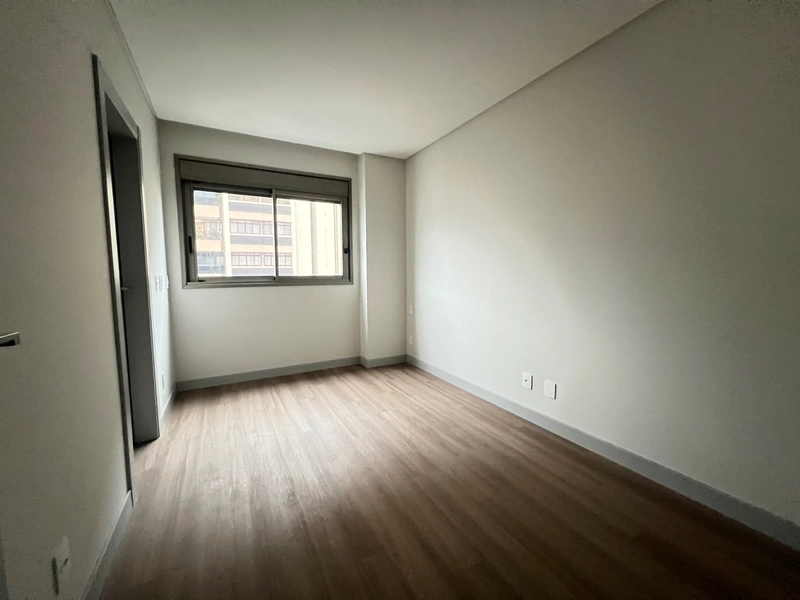 Apartamento a venda no Centro  com 3 suítes e 2 vagas de garagem: 16ª foto da galeria de imagens do imóvel