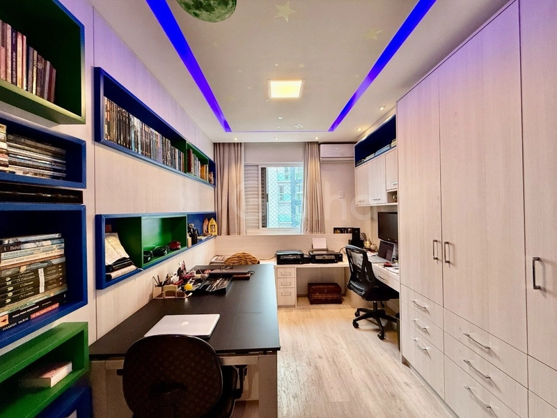 Apartamento no Centro com 4 dormitórios, sendo 1 suíte e 2 vagas 151m²: 31ª foto da galeria de imagens do imóvel