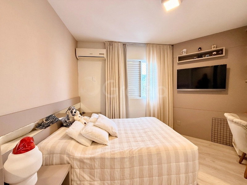 Apartamento no Centro com 4 dormitórios, sendo 1 suíte e 2 vagas 151m²: 25ª foto da galeria de imagens do imóvel