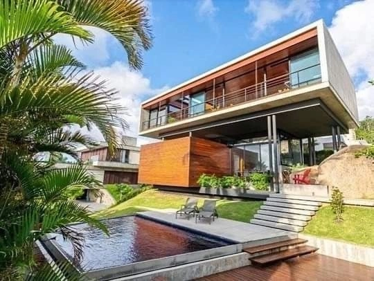 Linda Casa em Cacupé em Condomínio fechado com 3 suítes: 1ª foto da galeria de imagens do imóvel